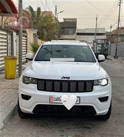 جيب جراند شيروكي